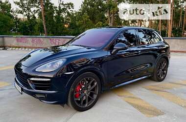 Позашляховик / Кросовер Porsche Cayenne 2010 в Києві