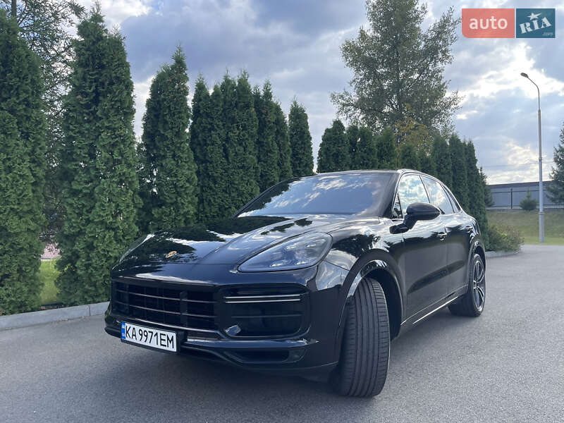 Porsche Cayenne 2021