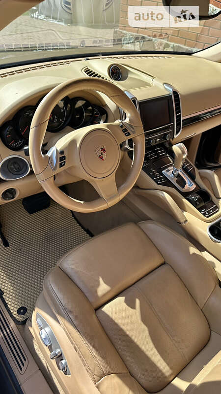 Позашляховик / Кросовер Porsche Cayenne 2013 в Житомирі фото 9 Позашляховик / Кросовер Porsche Cayenne 2013 в Житомирі