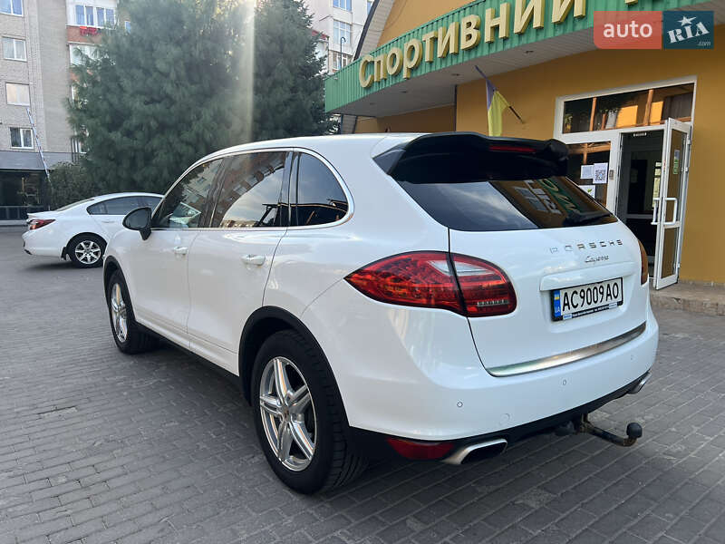 Внедорожник / Кроссовер Porsche Cayenne 2012 в Луцке фото 14 Внедорожник / Кроссовер Porsche Cayenne 2012 в Луцке