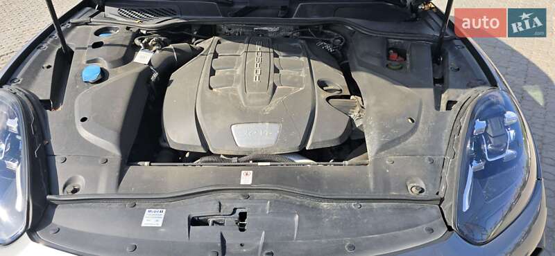 Внедорожник / Кроссовер Porsche Cayenne 2015 в Черновцах фото 23 Внедорожник / Кроссовер Porsche Cayenne 2015 в Черновцах