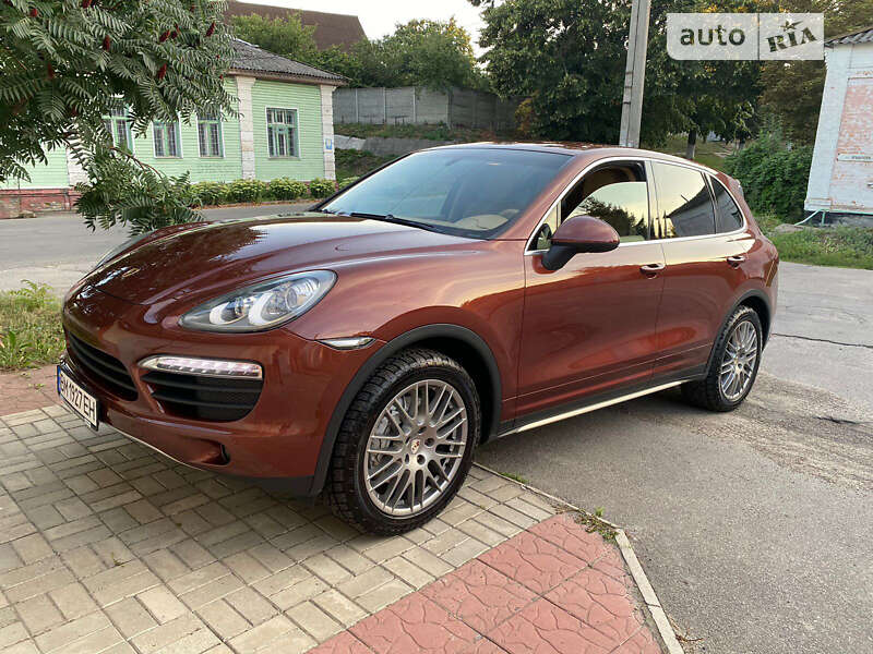 Внедорожник / Кроссовер Porsche Cayenne 2011 в 