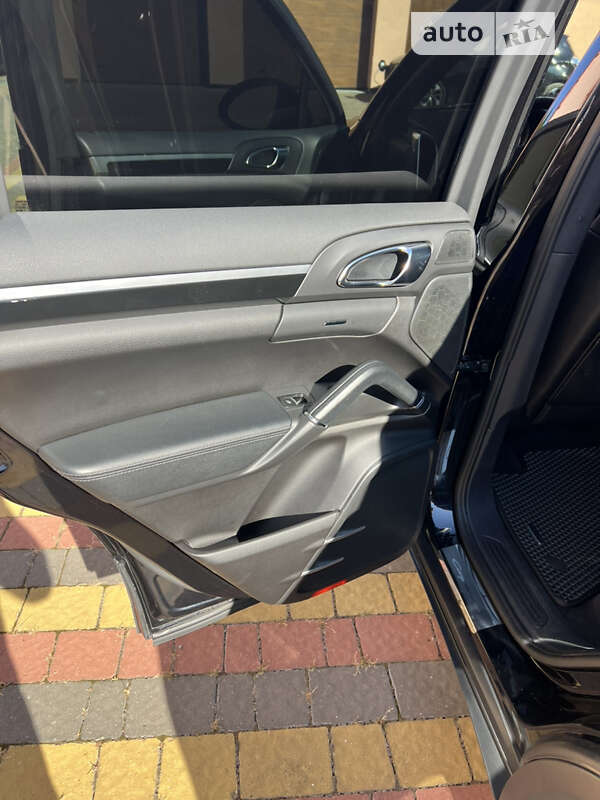 Позашляховик / Кросовер Porsche Cayenne 2011 в Івано-Франківську фото 11 Позашляховик / Кросовер Porsche Cayenne 2011 в Івано-Франківську