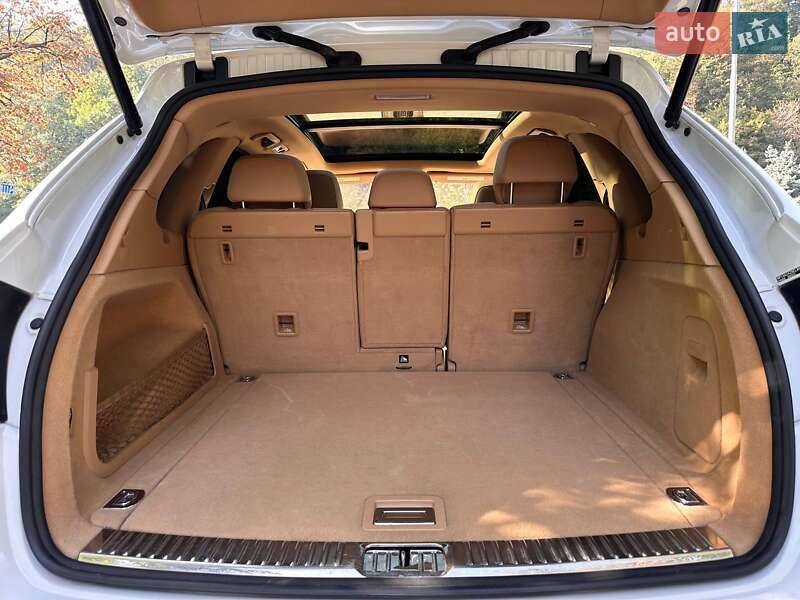 Внедорожник / Кроссовер Porsche Cayenne 2014 в Киеве