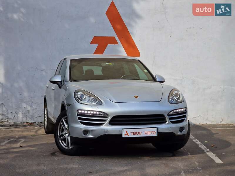 Позашляховик / Кросовер Porsche Cayenne 2012 в Одесі
