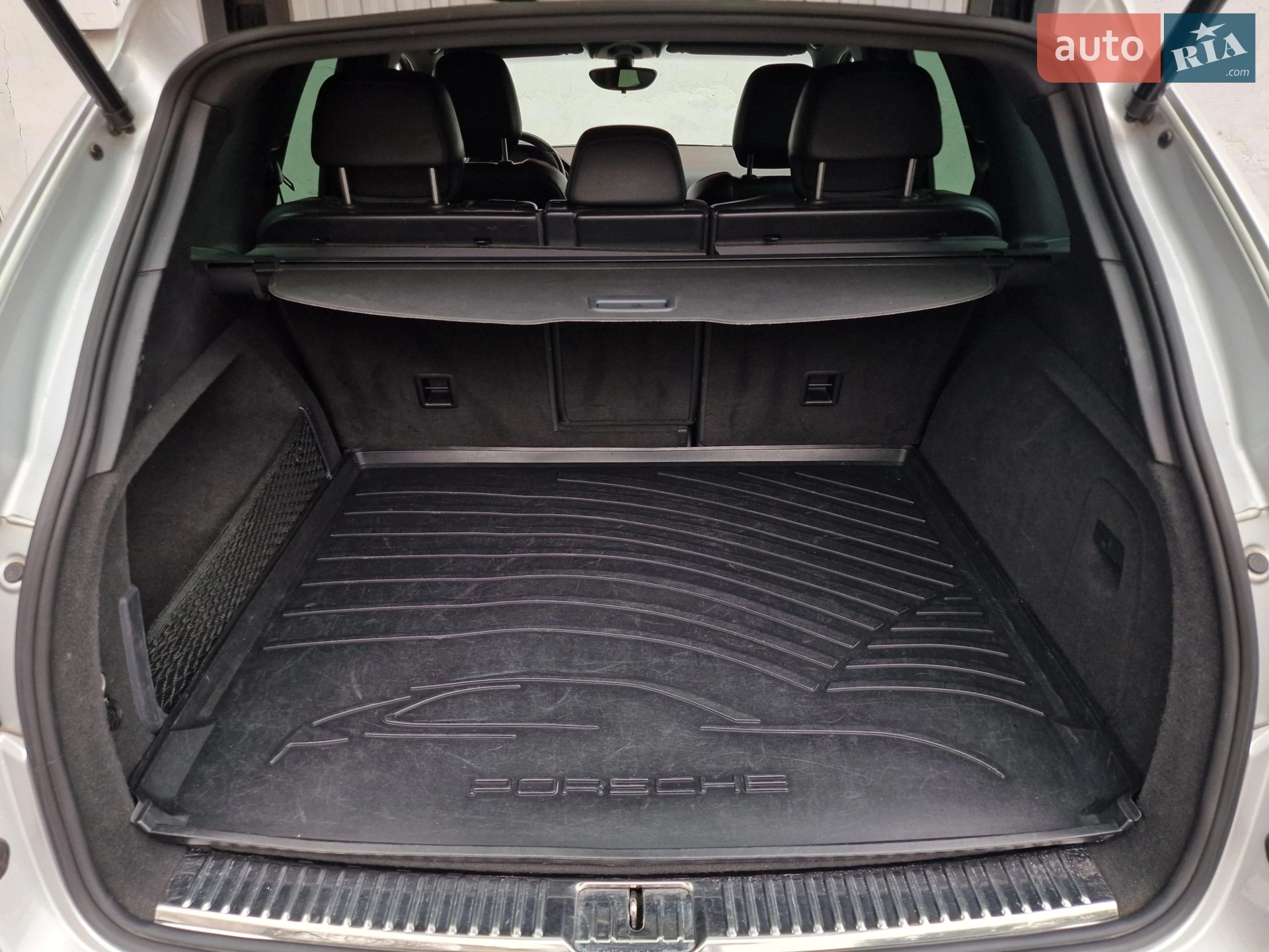 2012 Porsche Cayenne - мініатюра 29
