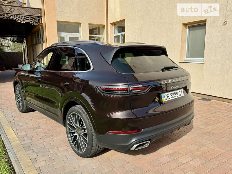 Внедорожник / Кроссовер Porsche Cayenne 2018 в Черновцах