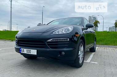 Позашляховик / Кросовер Porsche Cayenne 2011 в Києві