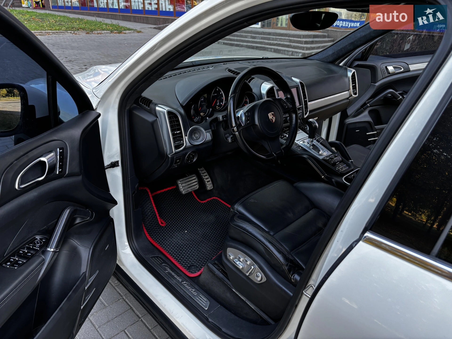 2010 Porsche Cayenne - мініатюра 11