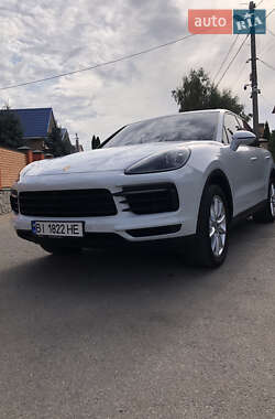Внедорожник / Кроссовер Porsche Cayenne 2019 в 