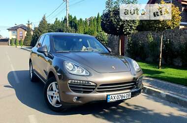 Внедорожник / Кроссовер Porsche Cayenne 2012 в Киеве