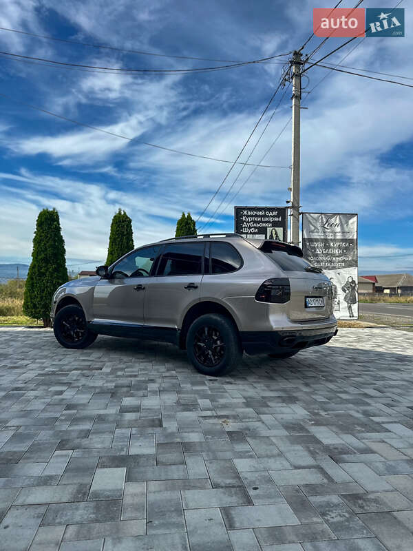Позашляховик / Кросовер Porsche Cayenne 2007 в Тячеві