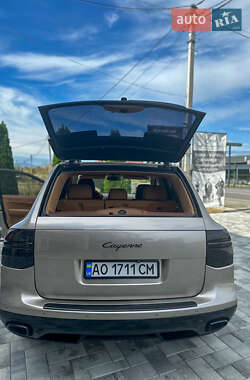 Позашляховик / Кросовер Porsche Cayenne 2007 в 