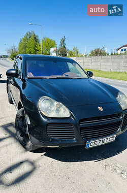 Внедорожник / Кроссовер Porsche Cayenne 2004 в 