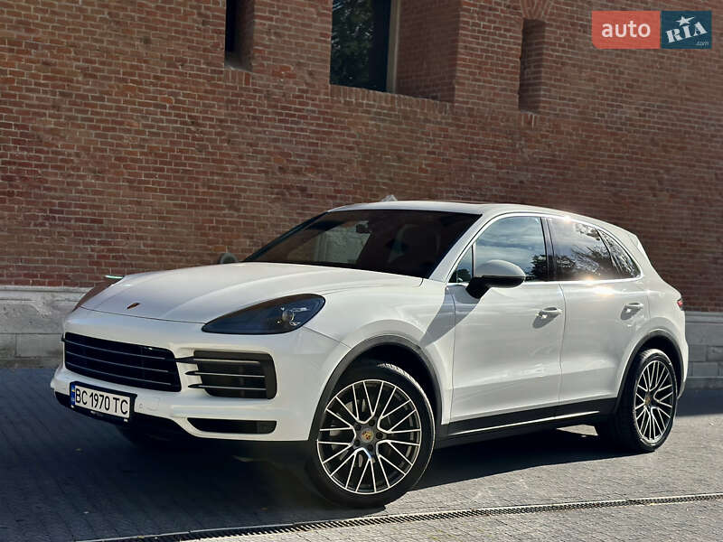 Позашляховик / Кросовер Porsche Cayenne 2017 в Львові