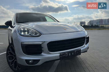 Внедорожник / Кроссовер Porsche Cayenne 2015 в Одессе