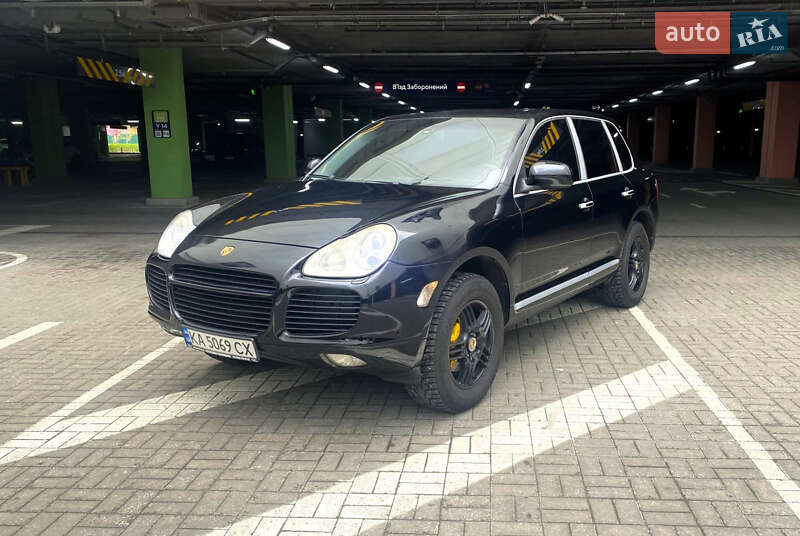Внедорожник / Кроссовер Porsche Cayenne 2005 в Киеве
