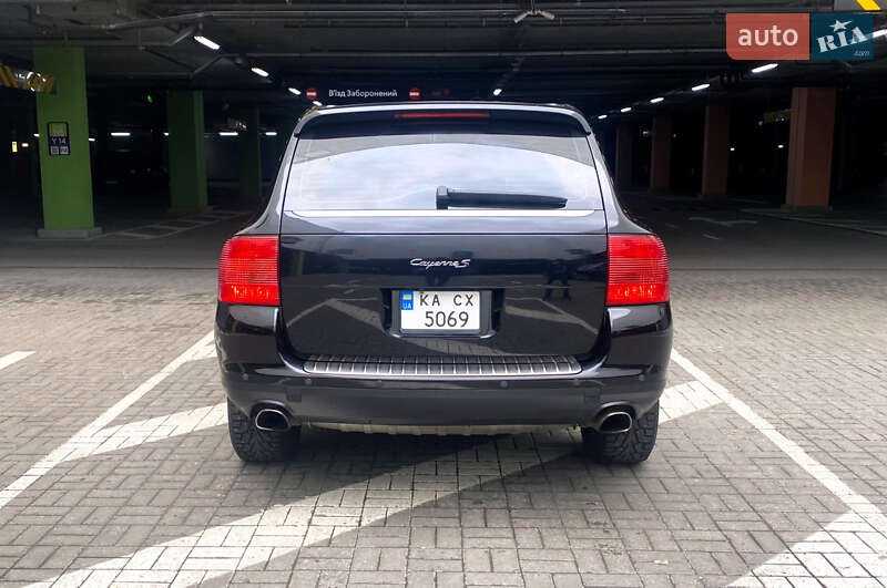 Внедорожник / Кроссовер Porsche Cayenne 2005 в Киеве