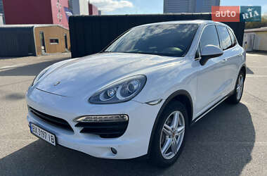 Внедорожник / Кроссовер Porsche Cayenne 2014 в Киеве