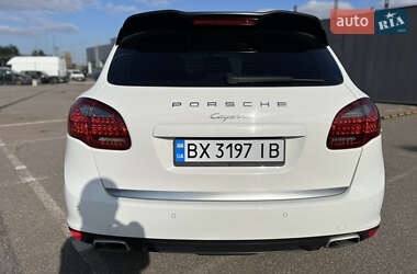 Внедорожник / Кроссовер Porsche Cayenne 2014 в Киеве