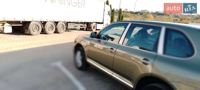 Позашляховик / Кросовер Porsche Cayenne 2008 в Чернівцях