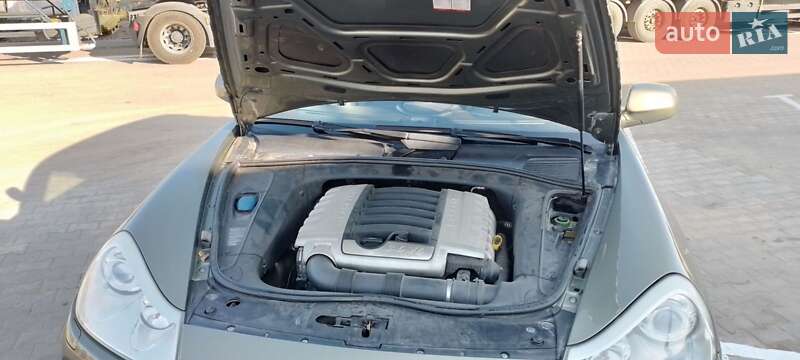 Позашляховик / Кросовер Porsche Cayenne 2008 в Чернівцях