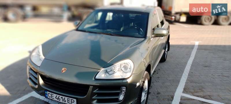 Позашляховик / Кросовер Porsche Cayenne 2008 в Чернівцях
