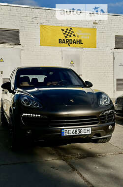 Позашляховик / Кросовер Porsche Cayenne 2012 в Миколаєві