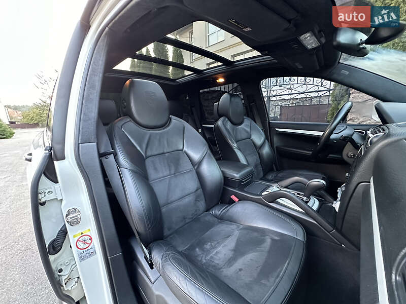 Позашляховик / Кросовер Porsche Cayenne 2008 в Броварах