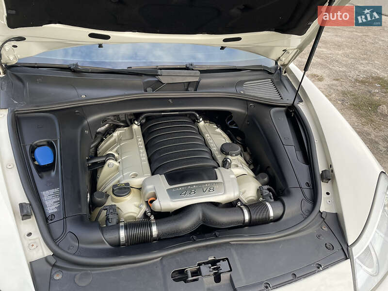 Позашляховик / Кросовер Porsche Cayenne 2008 в Броварах