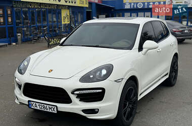 Позашляховик / Кросовер Porsche Cayenne 2011 в Києві