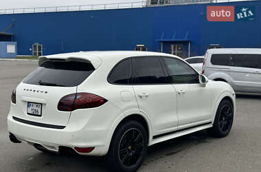 Позашляховик / Кросовер Porsche Cayenne 2011 в Києві