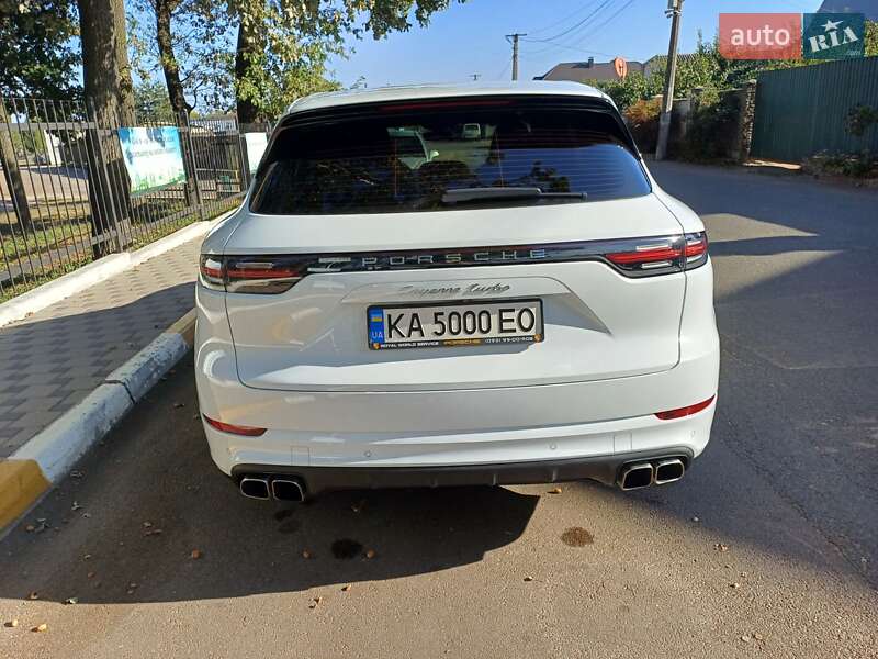 Позашляховик / Кросовер Porsche Cayenne 2018 в Києві