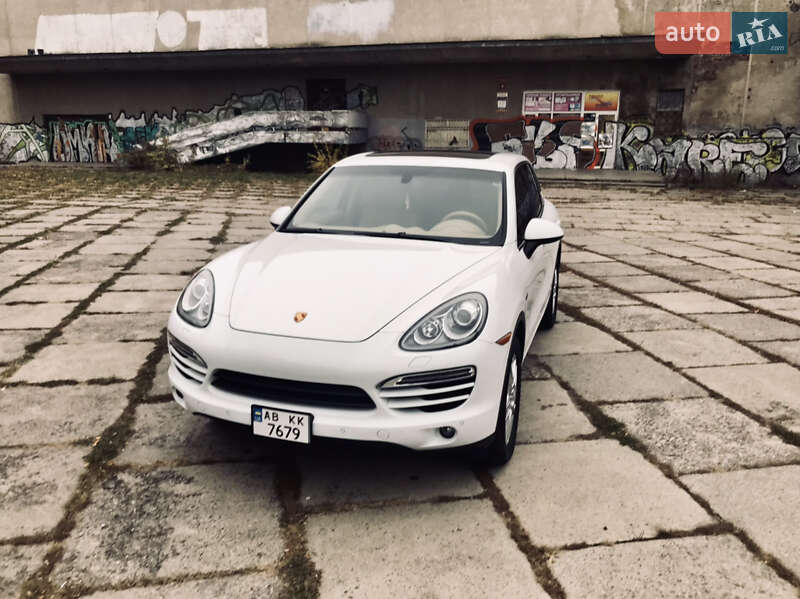 Позашляховик / Кросовер Porsche Cayenne 2013 в Вінниці