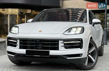 Позашляховик / Кросовер Porsche Cayenne 2023 в 
