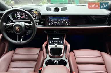 Позашляховик / Кросовер Porsche Cayenne 2023 в 