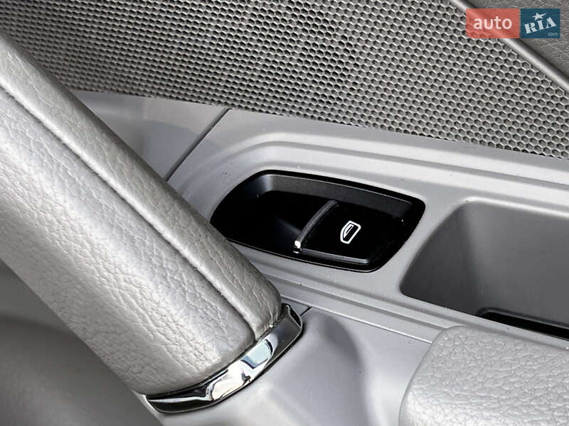 Внедорожник / Кроссовер Porsche Cayenne 2012 в Ахтырке