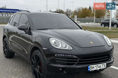 Внедорожник / Кроссовер Porsche Cayenne 2012 в Николаеве