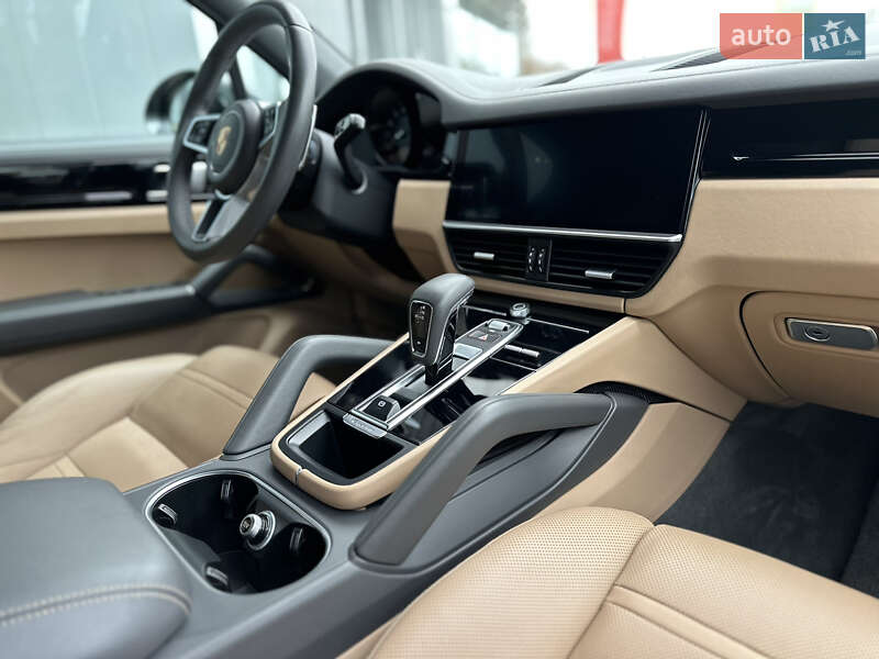 Внедорожник / Кроссовер Porsche Cayenne 2020 в Днепре