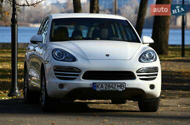 Позашляховик / Кросовер Porsche Cayenne 2010 в Києві