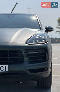 Внедорожник / Кроссовер Porsche Cayenne 2019 в 