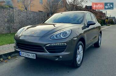 Позашляховик / Кросовер Porsche Cayenne 2012 в Києві