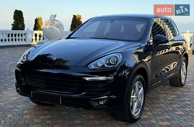 Позашляховик / Кросовер Porsche Cayenne 2015 в Одесі