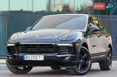 Позашляховик / Кросовер Porsche Cayenne 2015 в Одесі