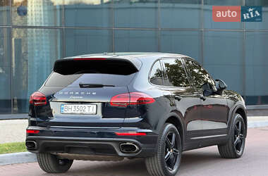 Внедорожник / Кроссовер Porsche Cayenne 2015 в Одессе