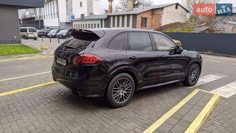 Внедорожник / Кроссовер Porsche Cayenne 2013 в Львове