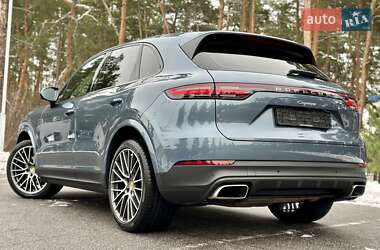 Внедорожник / Кроссовер Porsche Cayenne 2018 в Киеве