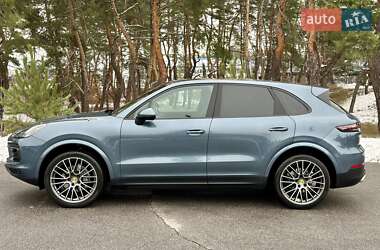 Внедорожник / Кроссовер Porsche Cayenne 2018 в Киеве