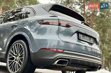 Внедорожник / Кроссовер Porsche Cayenne 2018 в Киеве