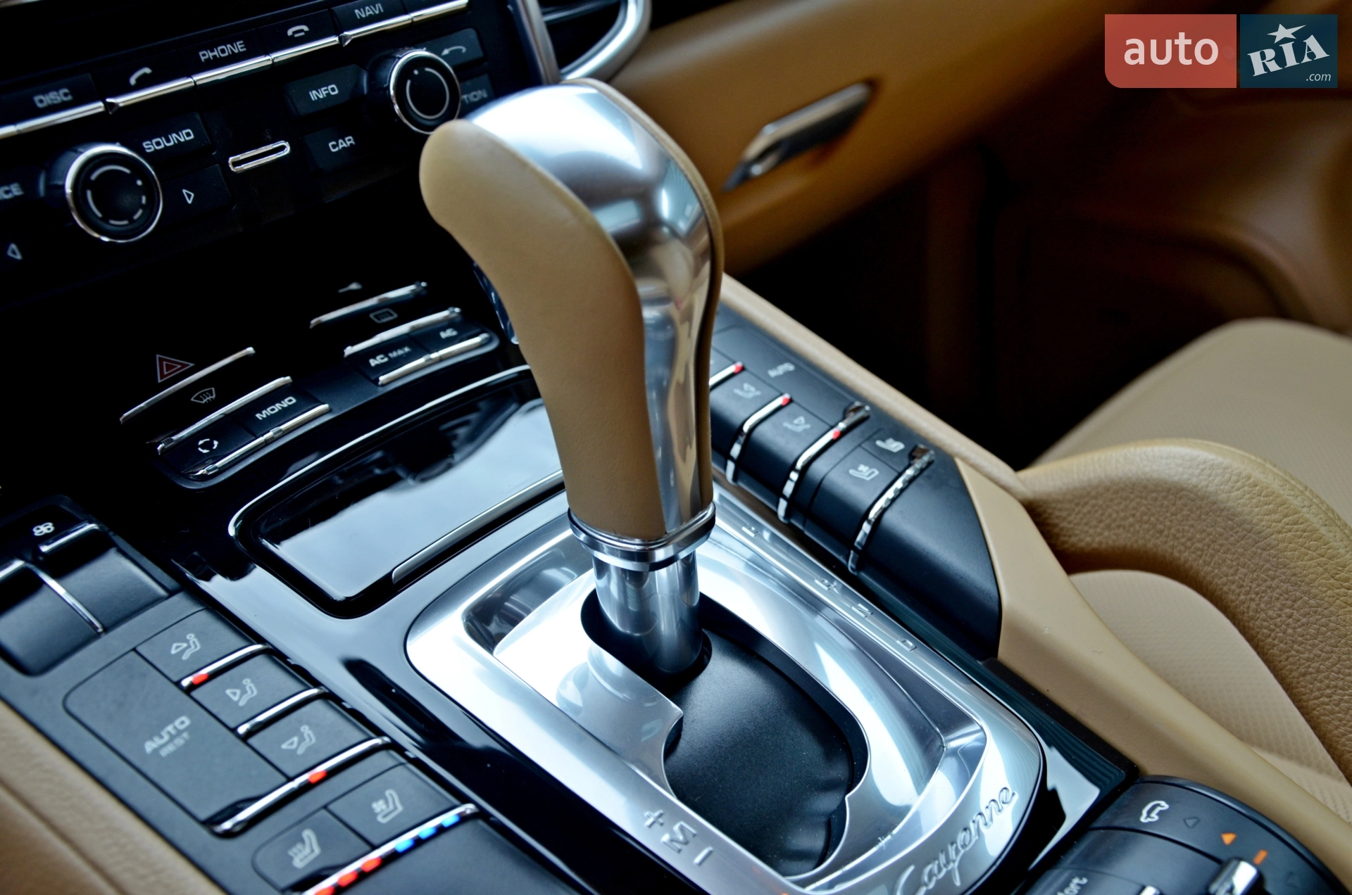 2012 Porsche Cayenne - мініатюра 19